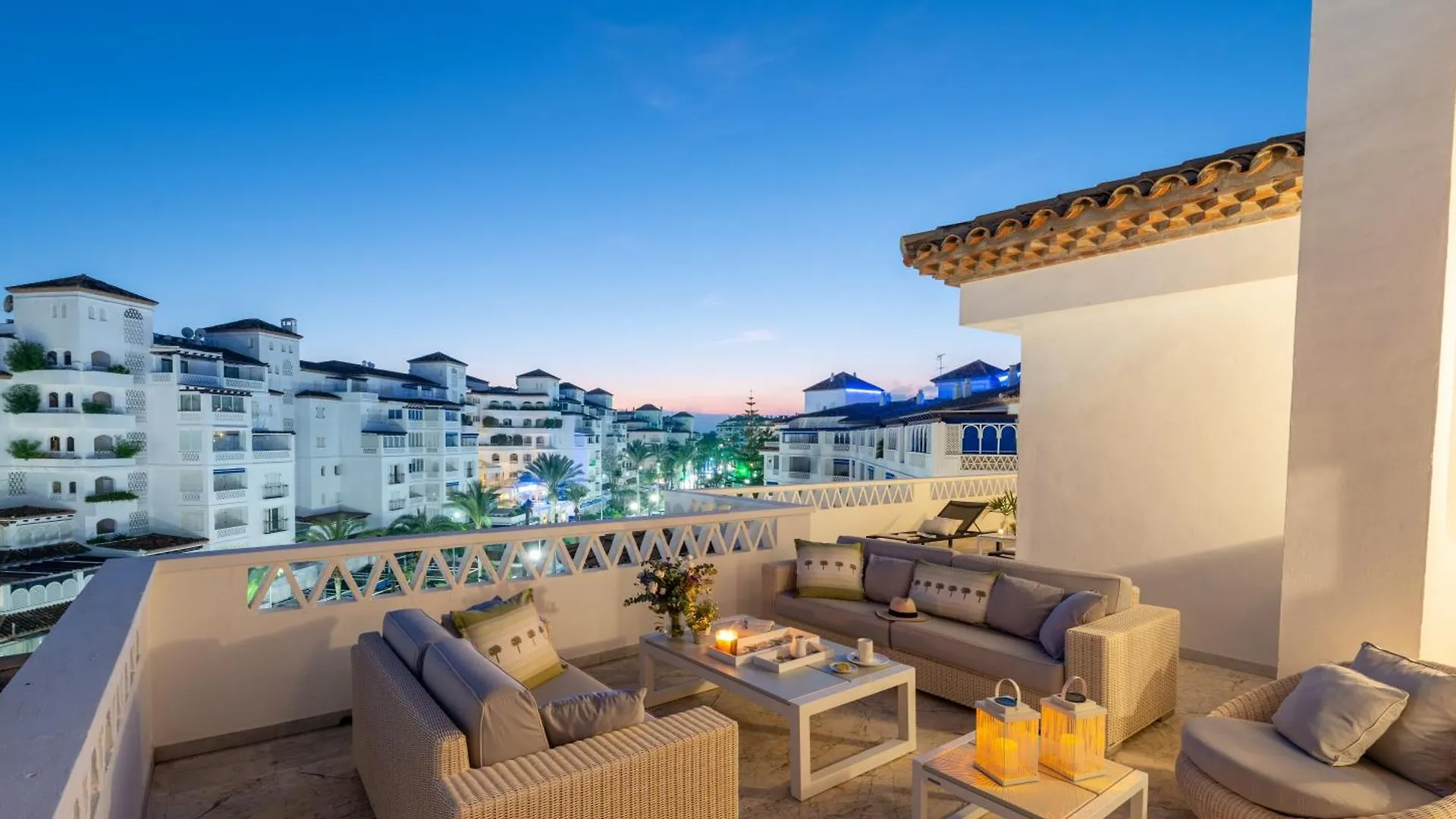 Wonderful Penthouse 3 Bedrooms In Puerto Banus -Marbella Apartment